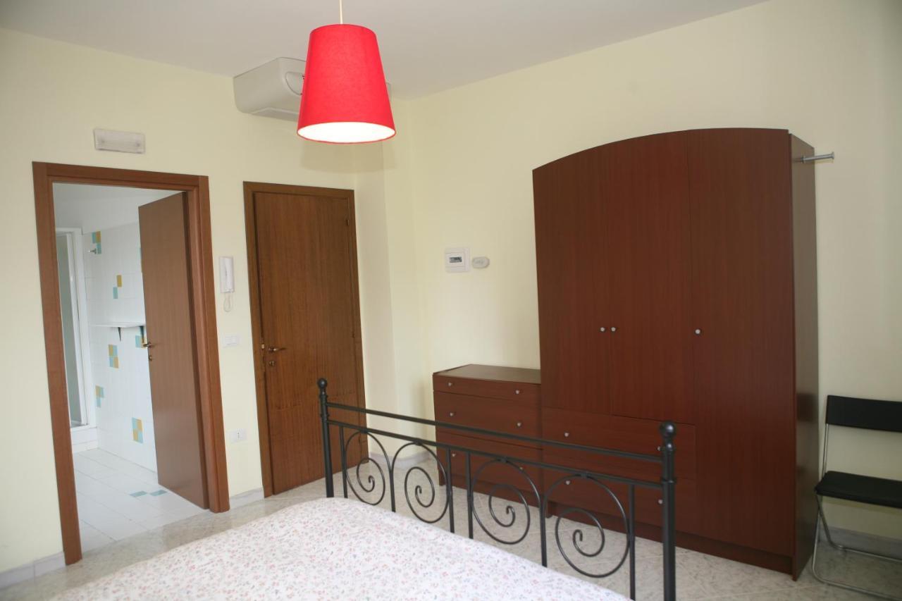 B&B La Collina Degli Ulivi Civitella Del Tronto Стая снимка
